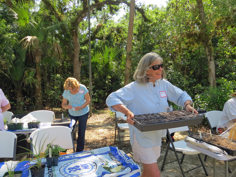 !!susan-russell-at-3-21-plant-pror-class